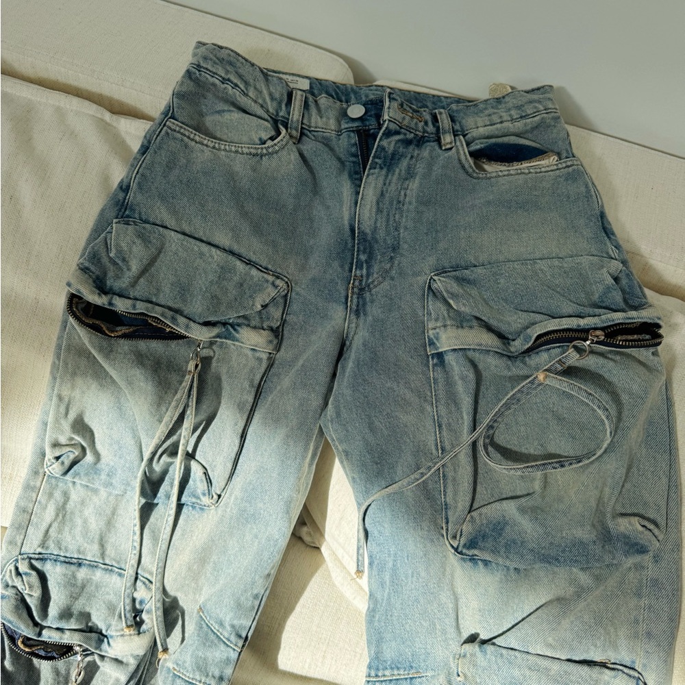 Baggy pocketed jeans